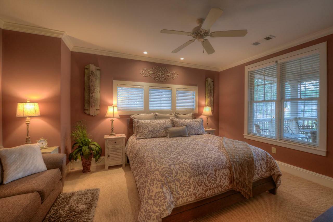 The Village Condo غرينسبورو المظهر الخارجي الصورة